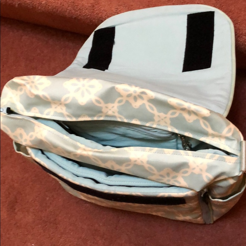 Diaper back pack - Picture 3 of 4